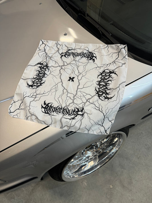 SoScare x Brokeenuff Bandana white or black