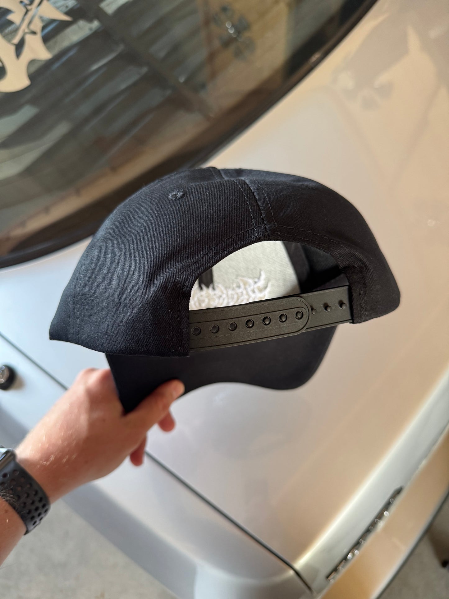 Brokeenuff Metal Cap