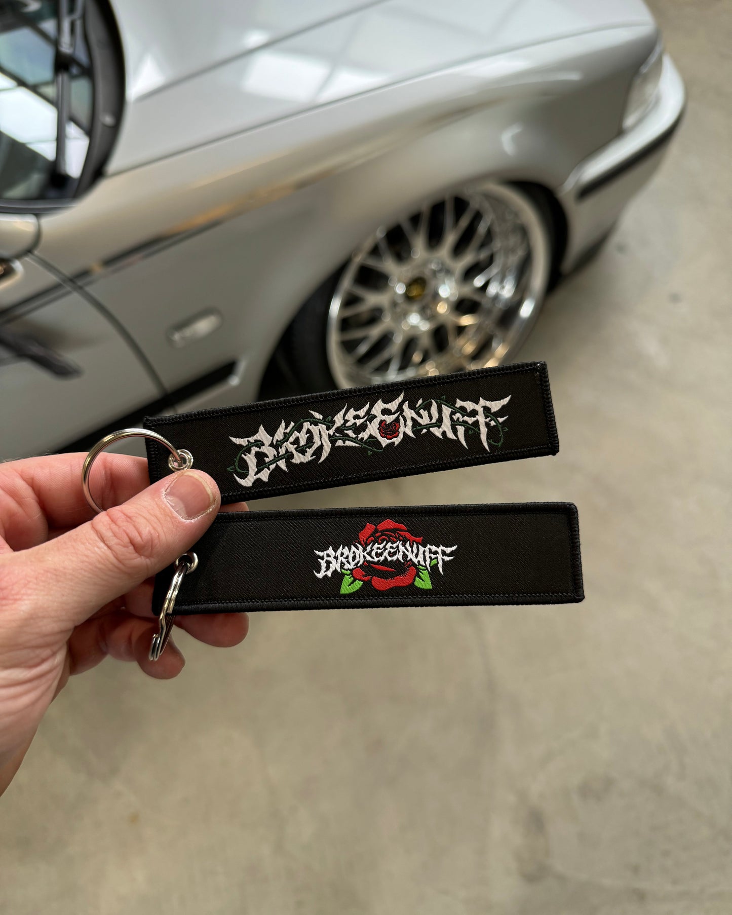 Thorns and Rose Jet Tag