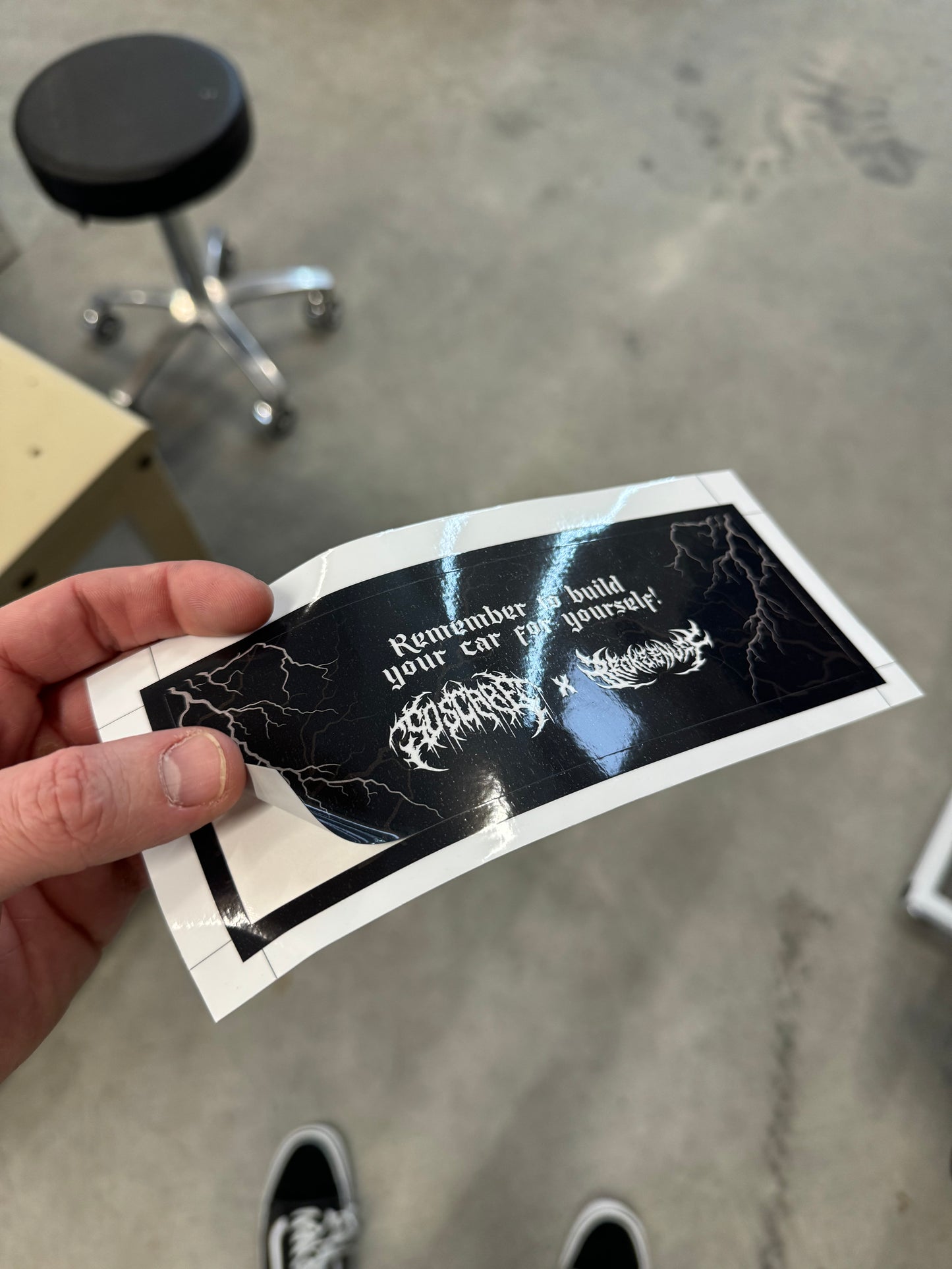 SoScare x Brokeenuff - Remember to build your car for yourself - Slap Sticker