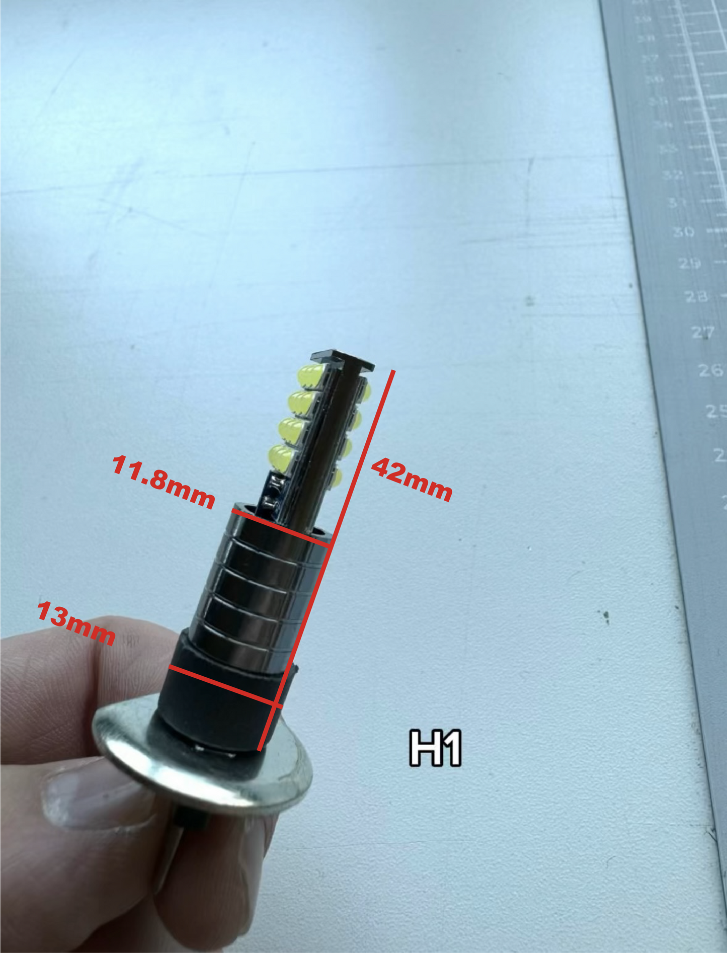 H1, H3, H4 or H7 white, yellow or pink Strobe LEDs