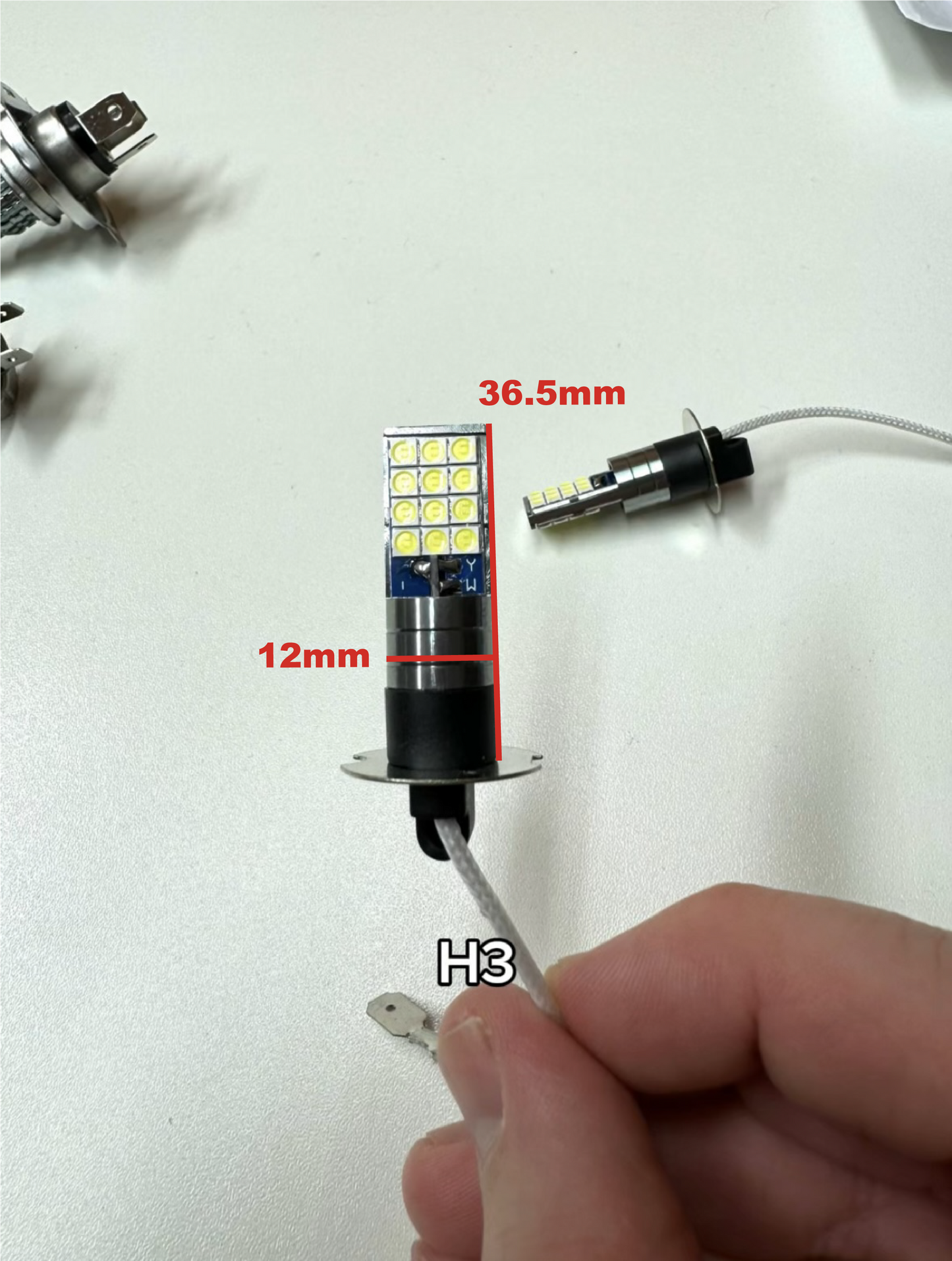 H1, H3, H4 or H7 white, yellow or pink Strobe LEDs