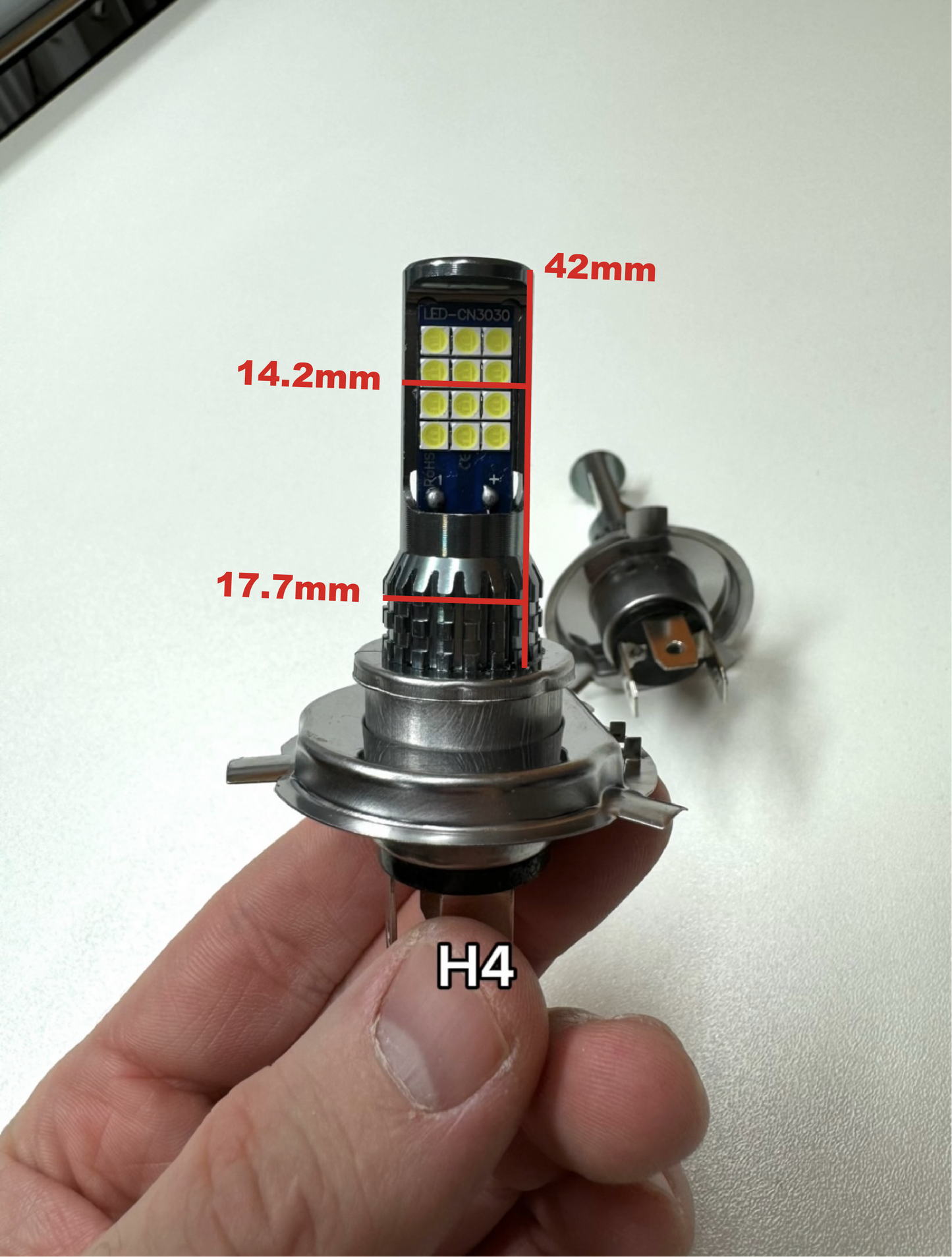 H1, H3, H4 or H7 white, yellow or pink Strobe LEDs