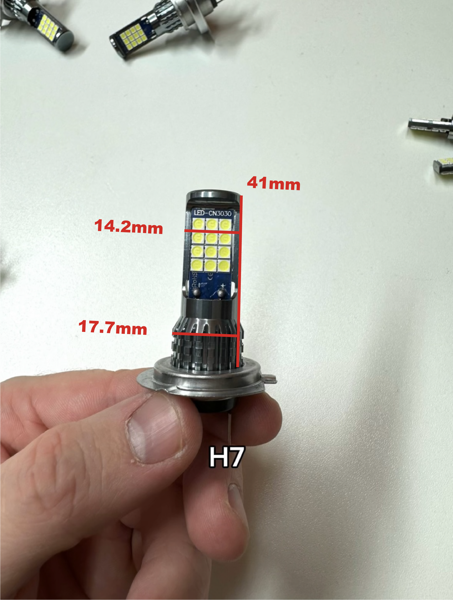 H1, H3, H4 or H7 white, yellow or pink Strobe LEDs