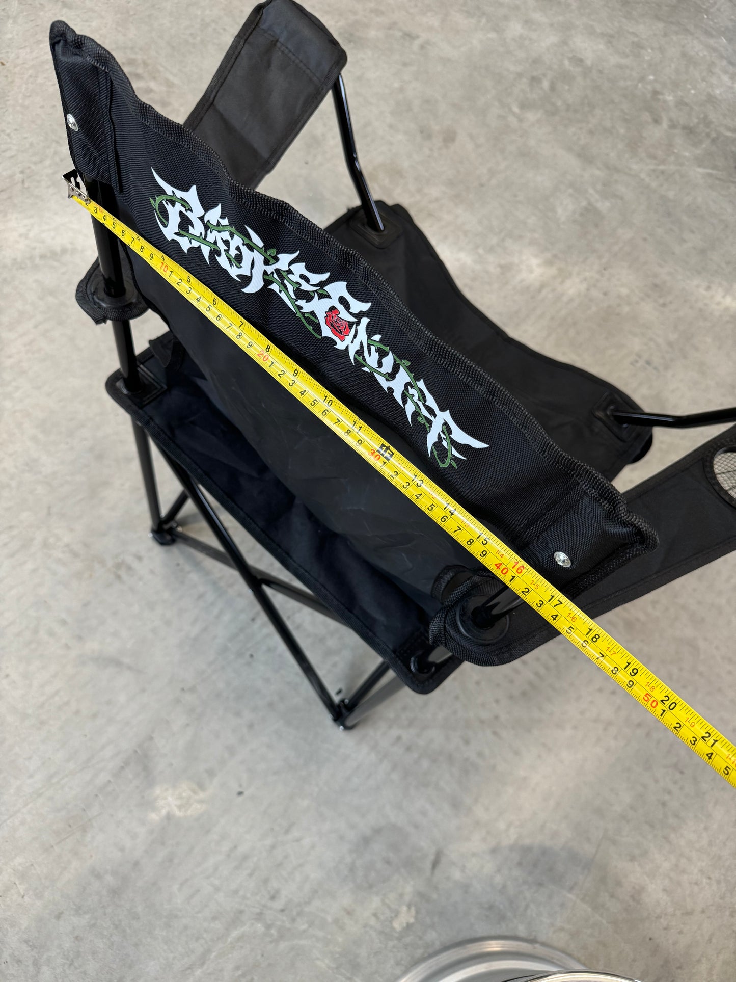 Brokeenuff Thorns Purple Rose Camping Chair