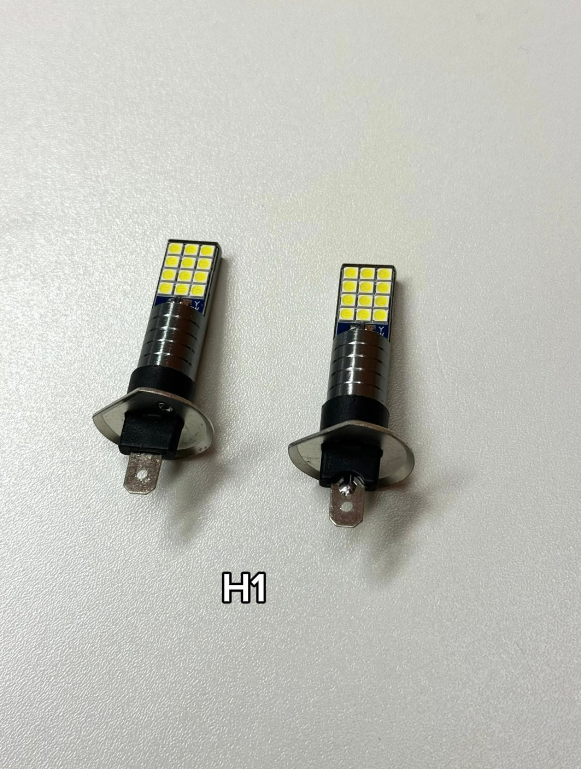 H1, H3, H4 or H7 white, yellow or pink Strobe LEDs
