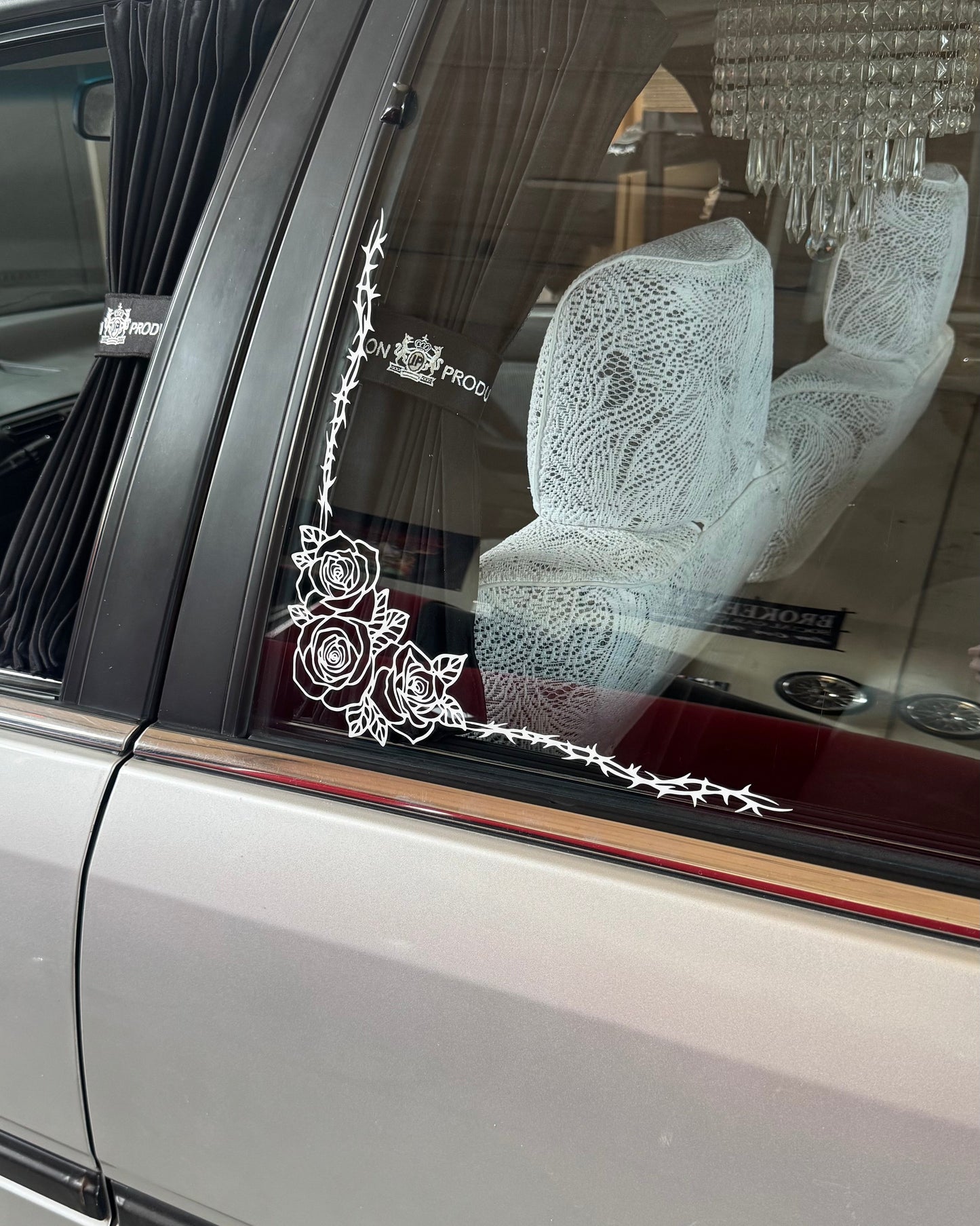 Thorns & Roses Corner Sticker