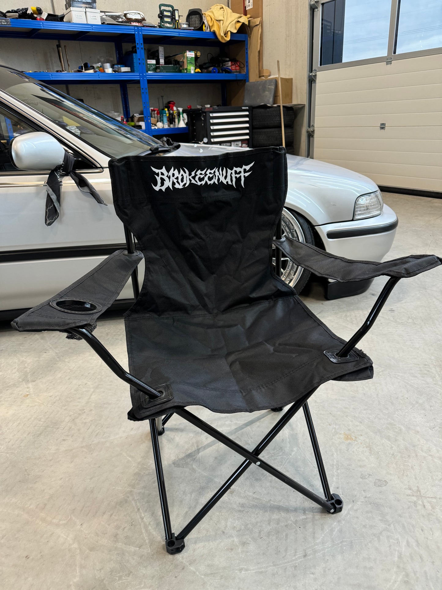 Brokeenuff Thorns Camping Chair