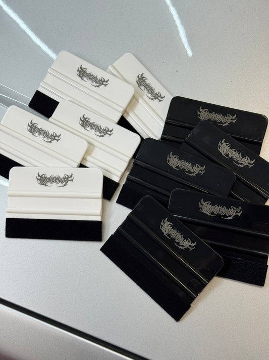 Squeegee black or white