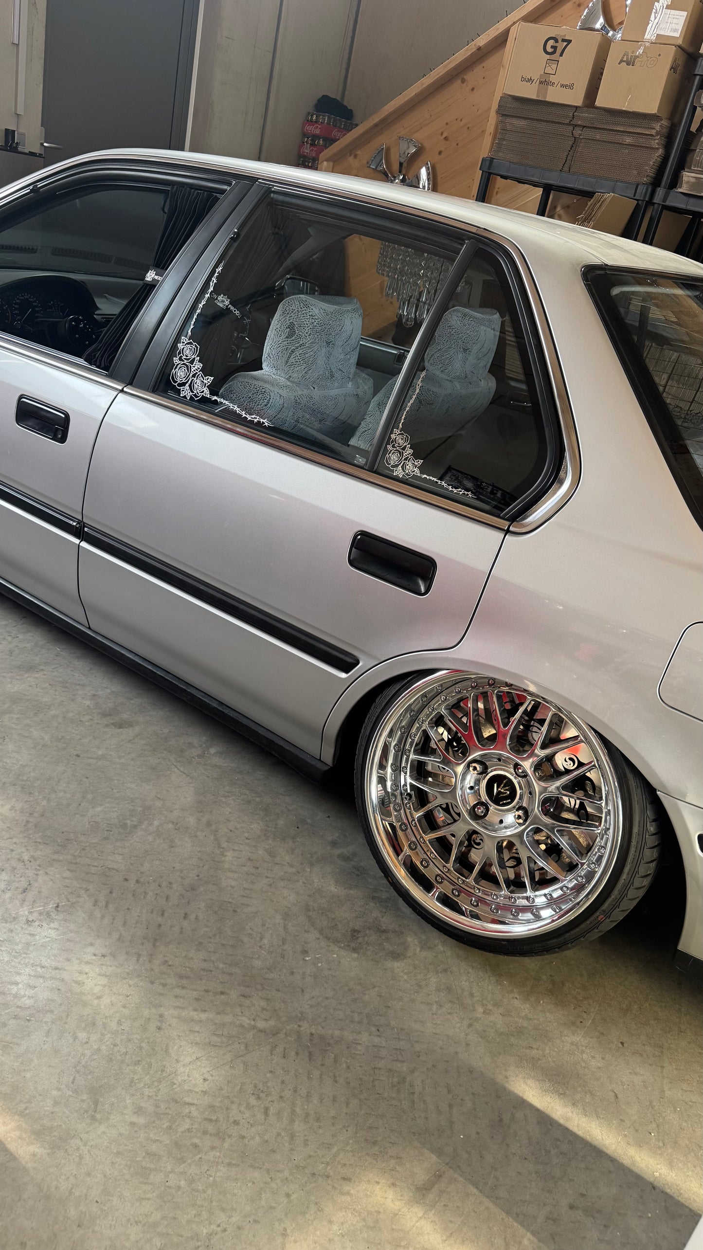 Thorns & Roses Corner Sticker