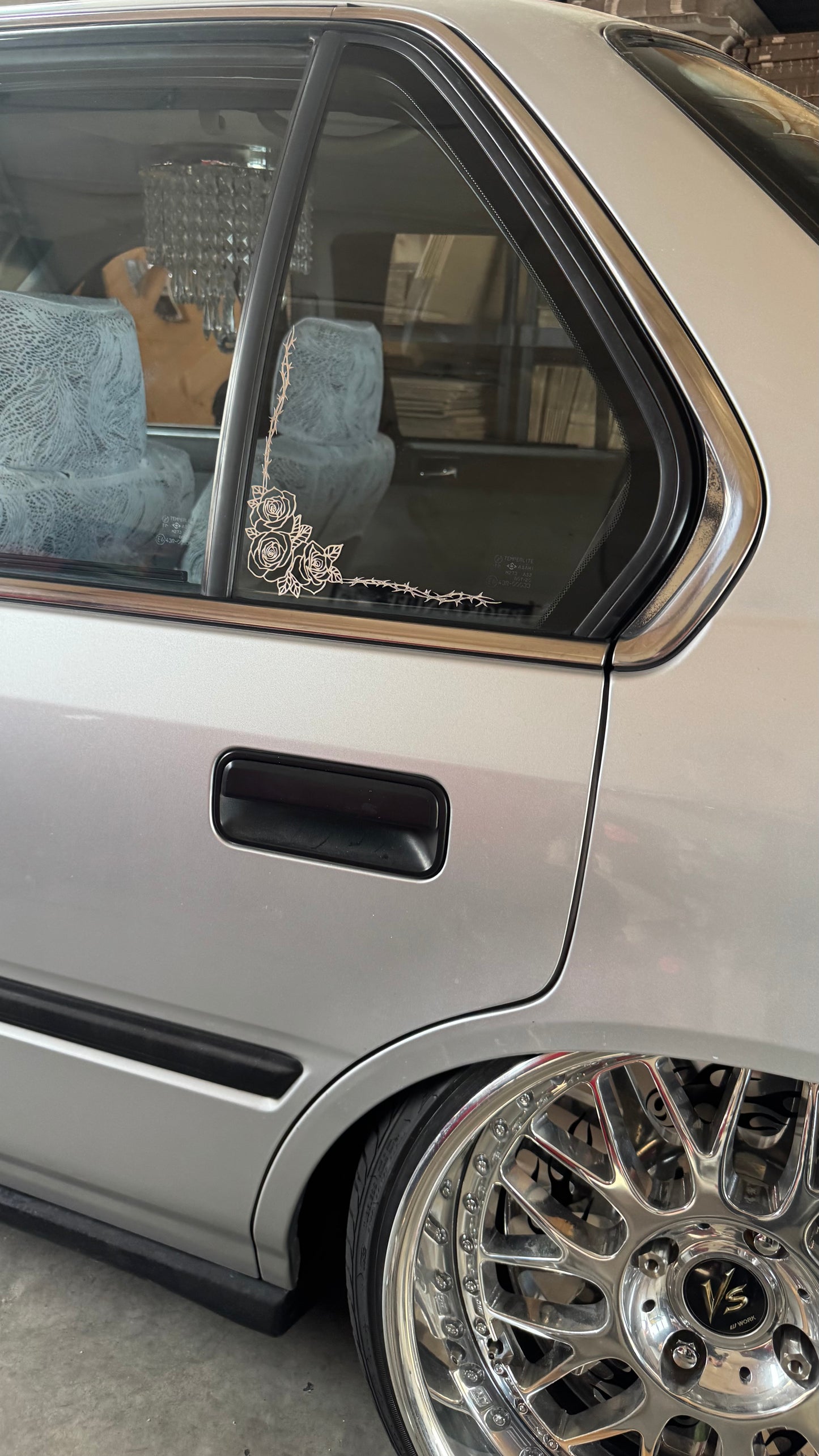 Thorns & Roses Corner Sticker