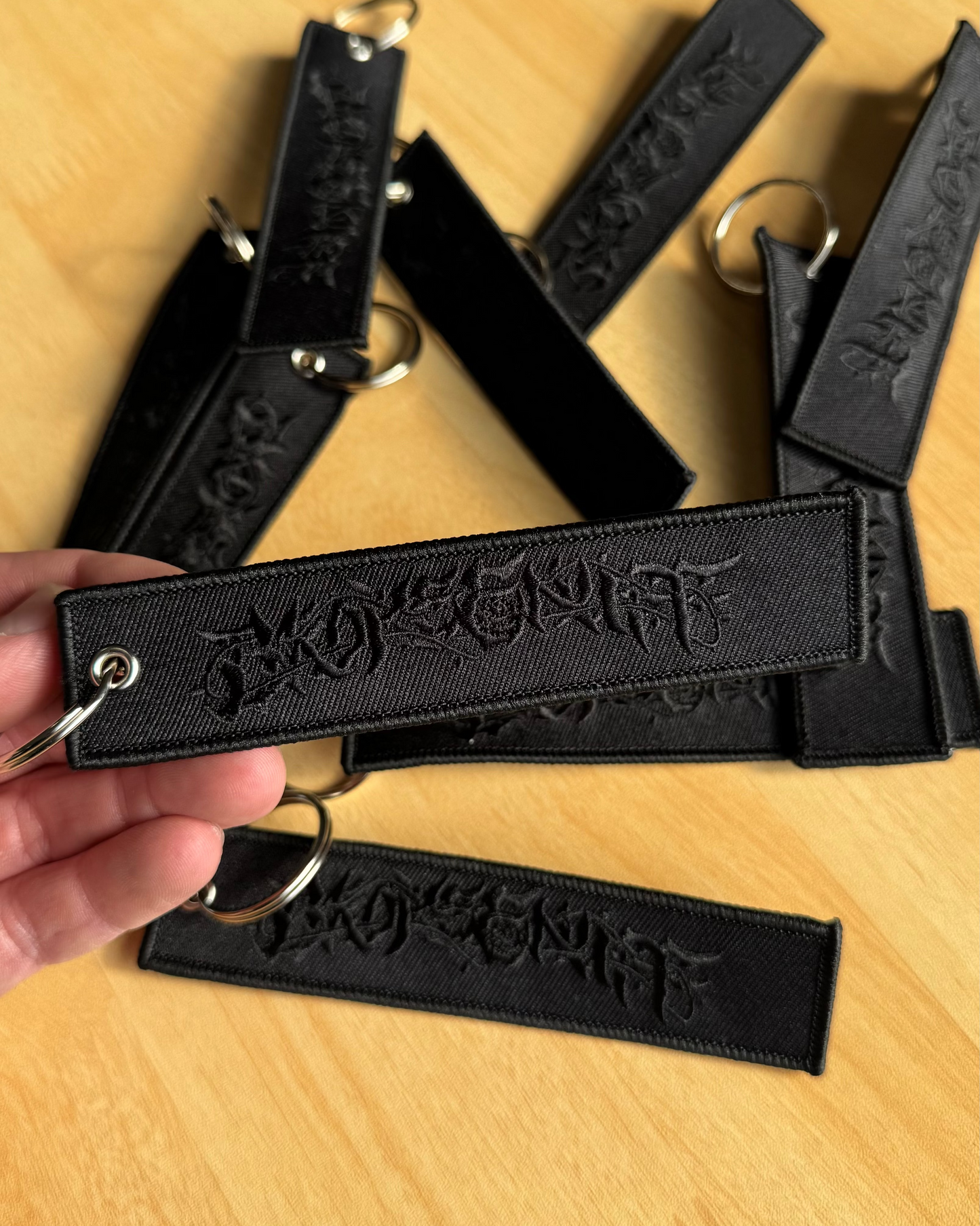 Black Thorns and Rose Jet Tag