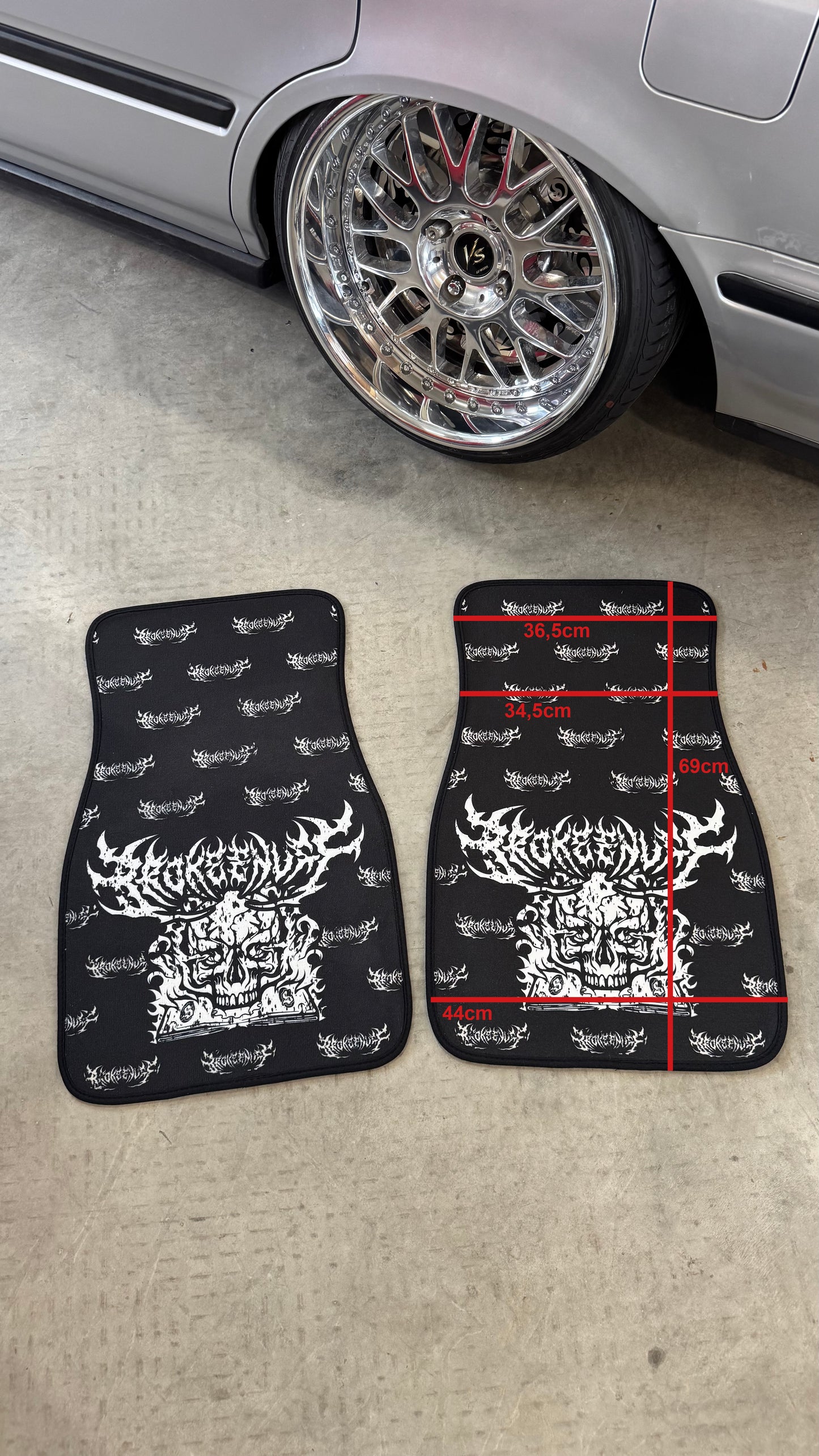 Brokeenuff Metal Skull Floor Mats